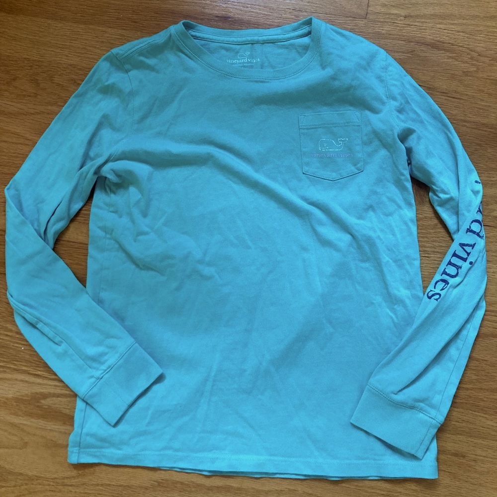 Vineyard Vines long sleeve